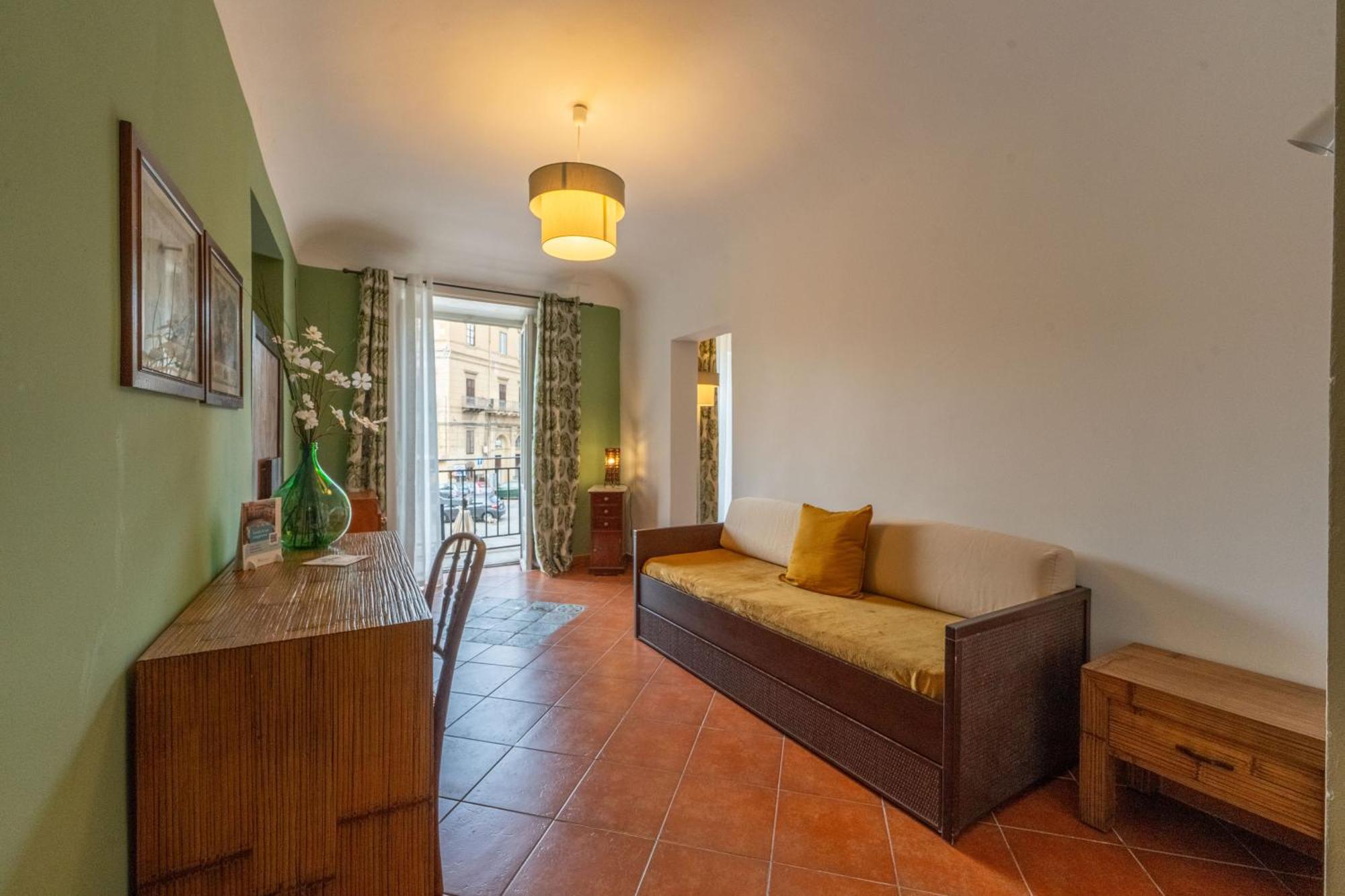 Kalamarina Rooms Palerme Extérieur photo